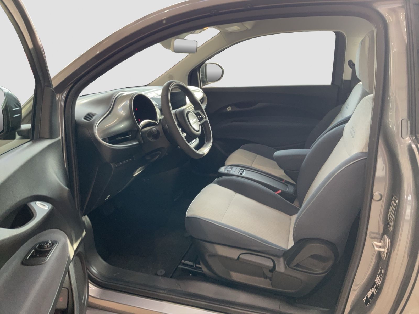 Fahrzeugabbildung Fiat 500e Icon 42 kWh