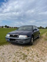 Skoda Auto Skoda Octavia 1.8 Benziner  TÜV 06/2... - gebrauchte Skoda Octavia aus dem Jahr 1999