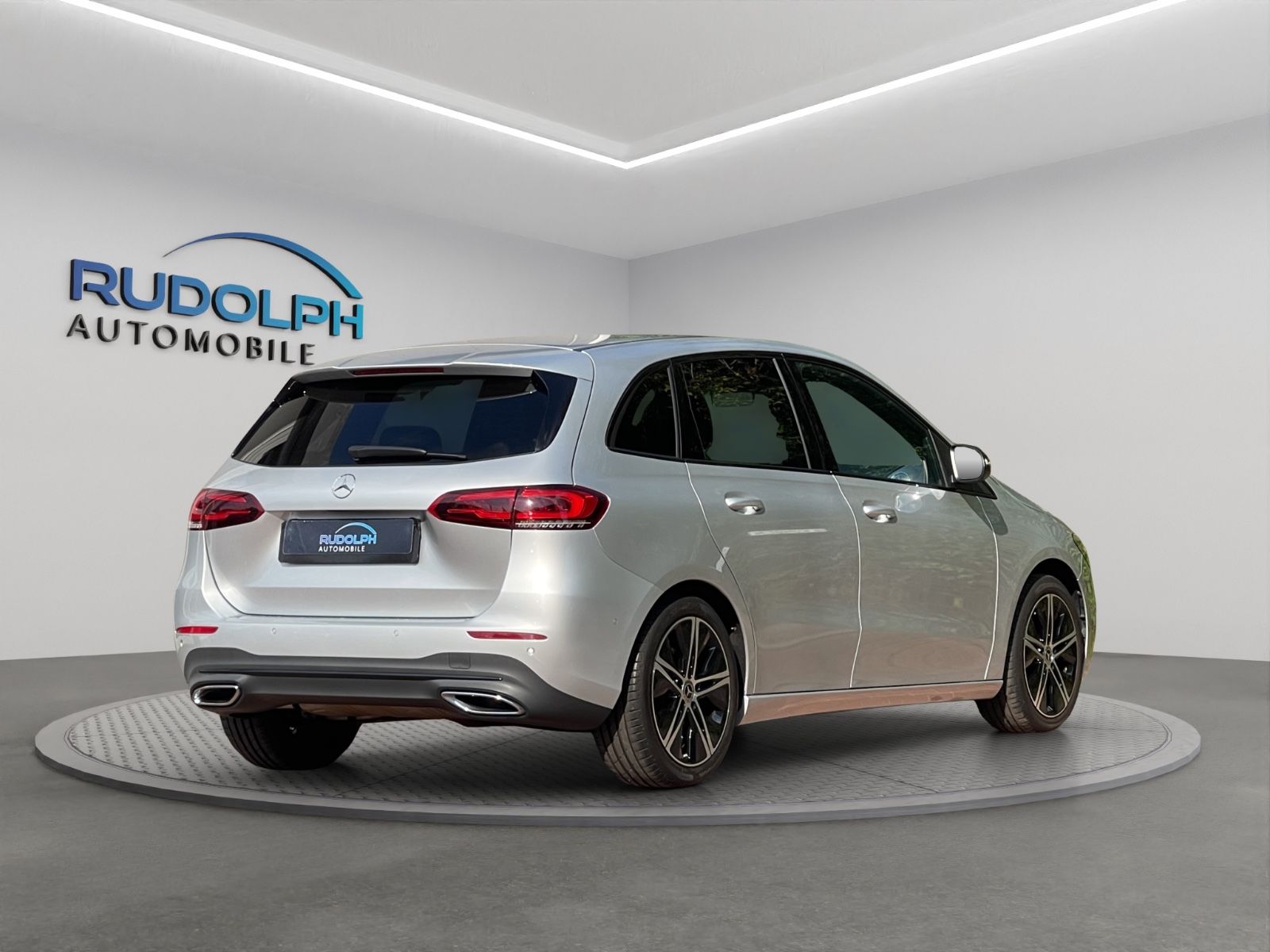 Mercedes-Benz B 200 AUTOM LEDER DIGITAL JUNGE STERNE GARANTIE foto 7
