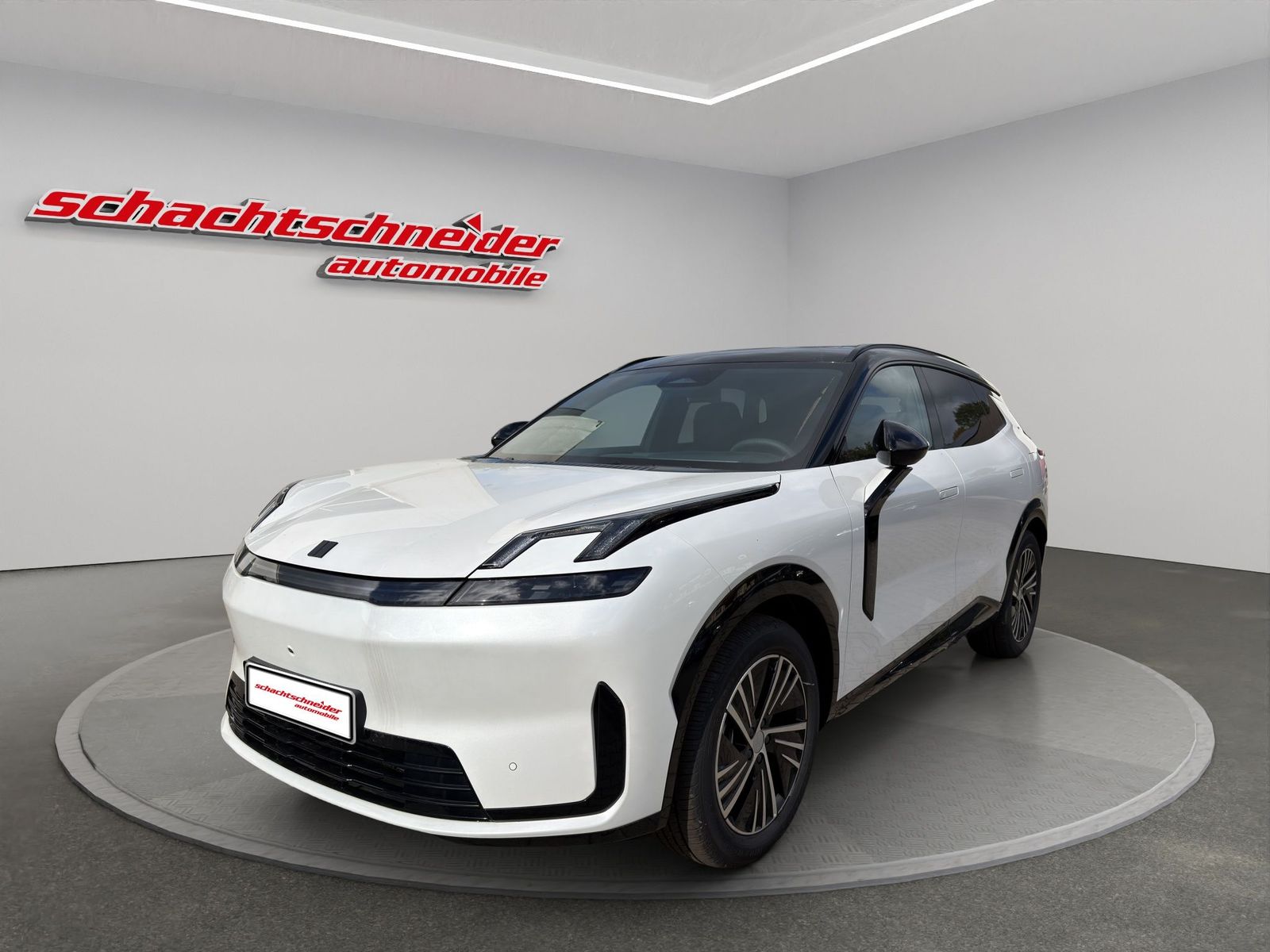 Lynk & Co 08
