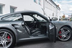 Fahrzeugabbildung Porsche 997 Turbo *Meteorgrau / Schalter / MwSt.*