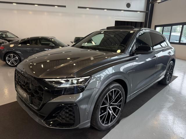Audi Q8 - 1