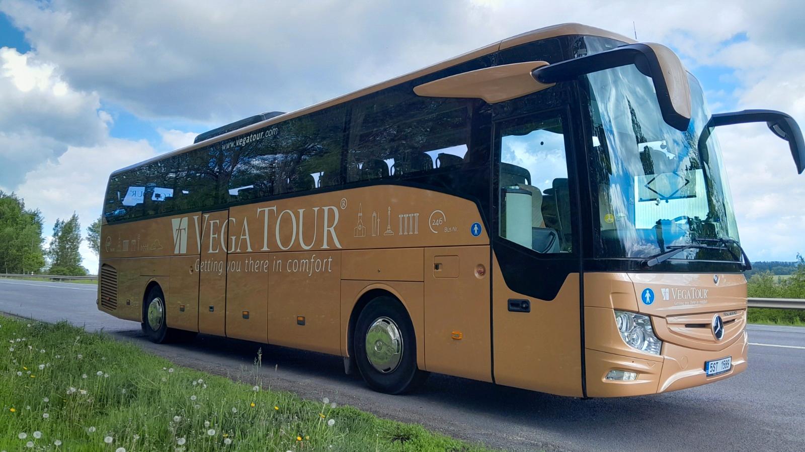 Mercedes-Benz Tourismo15 RHD