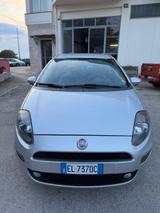 Fiat Punto Evo 1.3 Mjt 75 CV DPF 3 porte S&S Dyn - Fiat Punto Evo mit Diesel-Antrieb