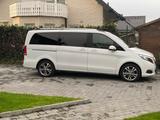 Mercedes-Benz V 220 CDI lang Avantgarde 360 Ambiente Burmester - Mercedes-Benz V 220: Cdi