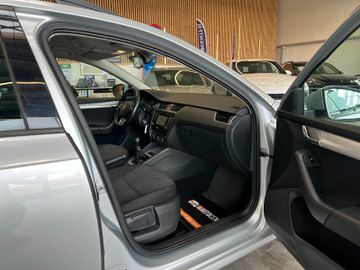 Skoda Octavia Combi Ambition *CNG*BI-XENON*TEMPOMAT