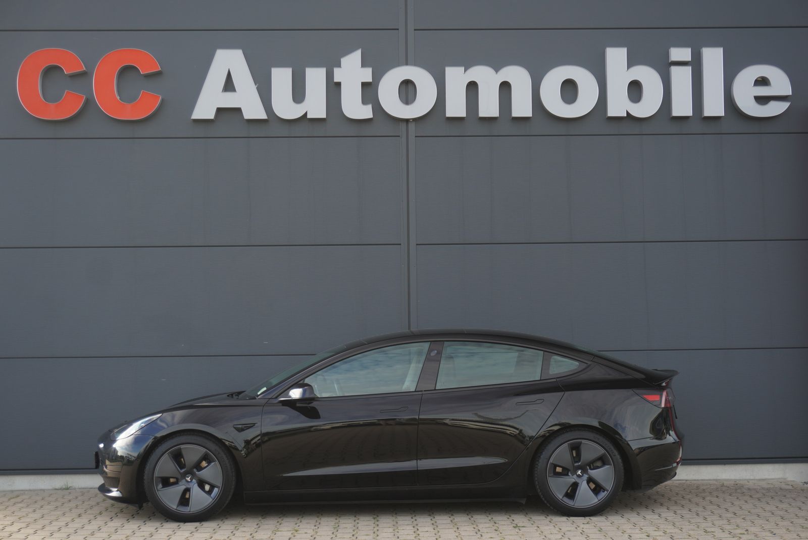 Tesla Model 3 RWD/Kameras/ST-Fahrwerk/Glasdach/325PS/