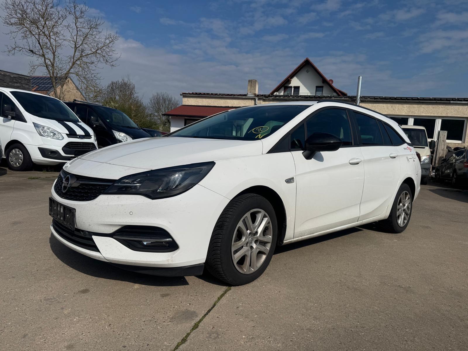 Opel Astra K Sports Tourer Edition  MOTORSCHADEN