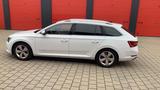 Skoda Superb 2.0 TDI Green tec L&K Combi L&K - Skoda Superb aus 2016 mit Diesel-Antrieb: Kombi, 2.0