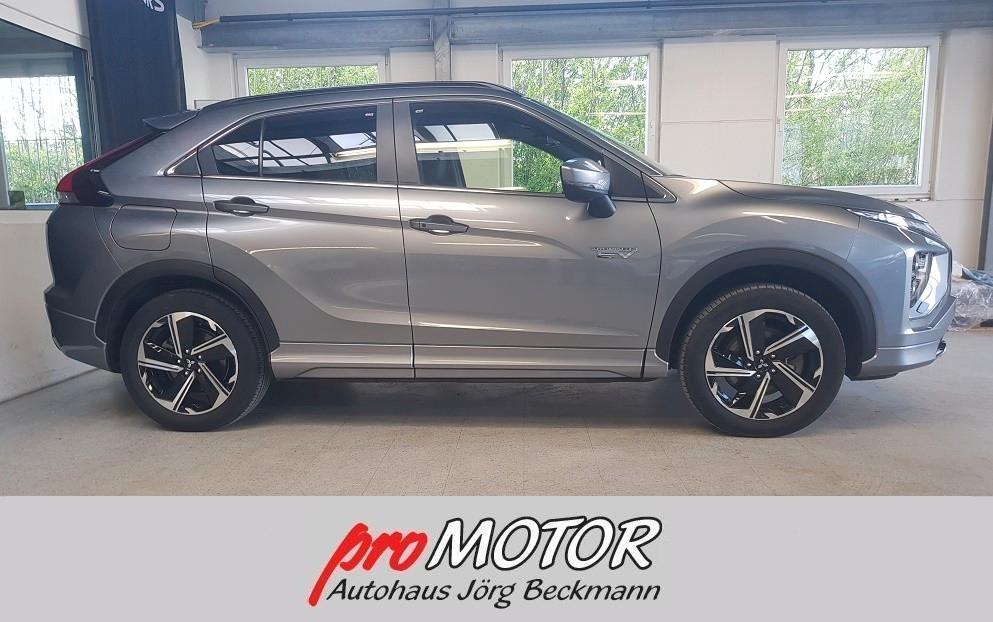 Mitsubishi Eclipse Cross 2.4 PLUG-IN HYBRID 4WD TOP AHK GSD