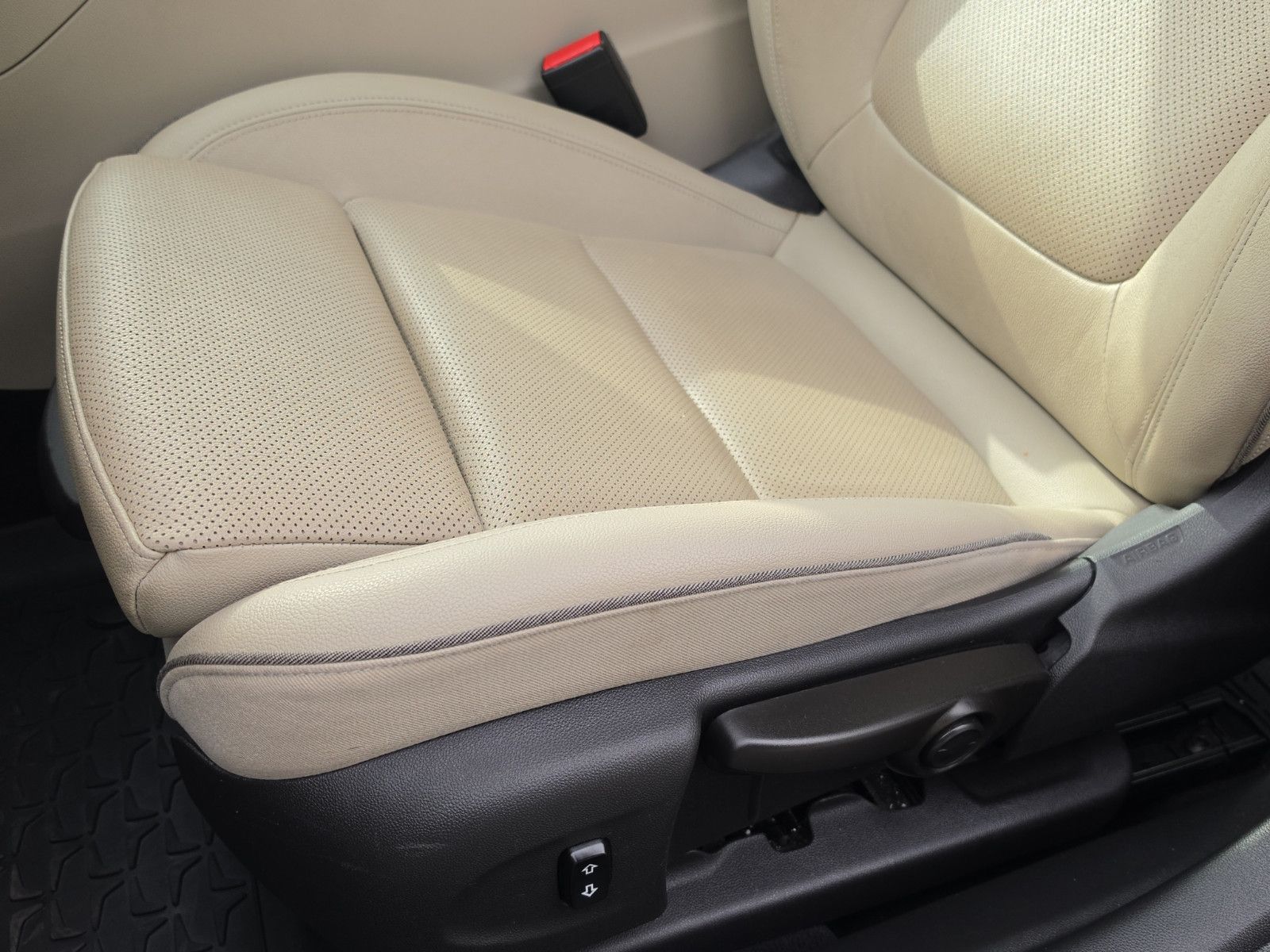 Fahrzeugabbildung Opel Insignia B Sports Tourer Business Innovation