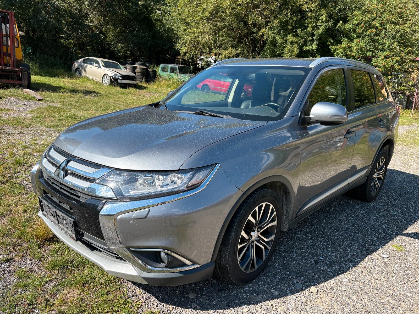 Mitsubishi Outlander ClearTec Instyle 4WD 7 Sitze