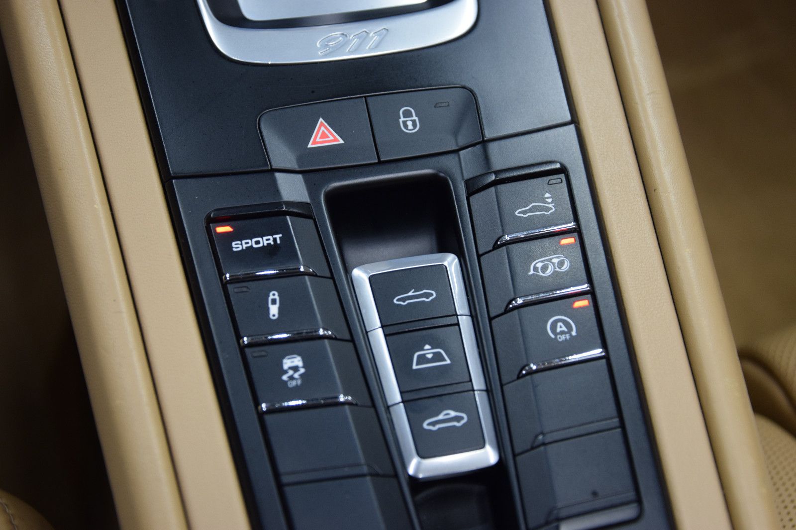 Fahrzeugabbildung Porsche 911/991.2 Carrera 4S Cabrio BOSE S.AGA Sitzlüft.