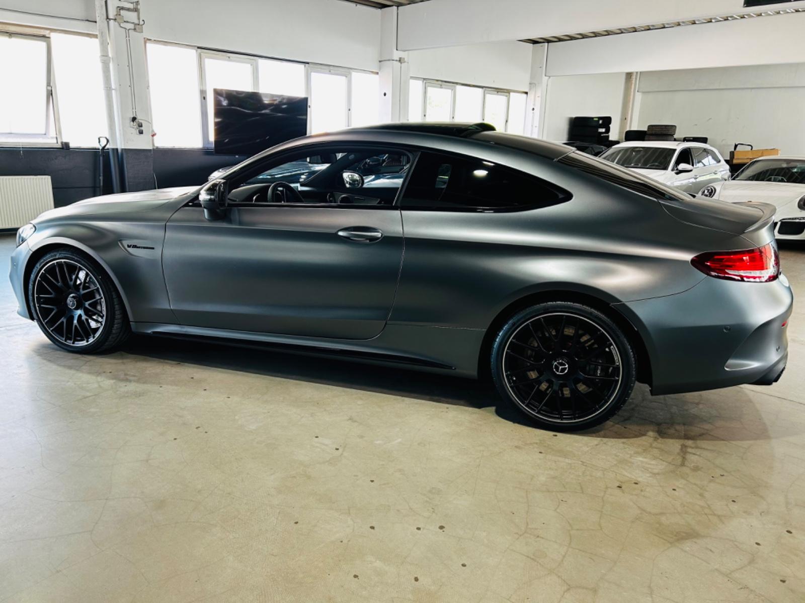 Mercedes-Benz C 63 AMG Perform. Coupe*Schale*Led*Pano*360°