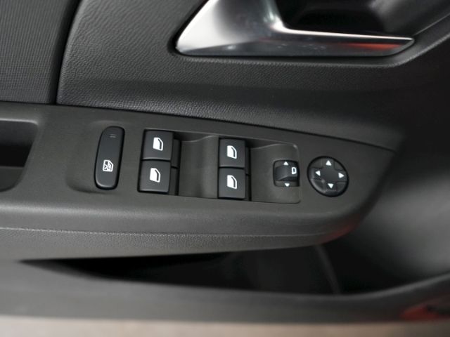 Corsa-e F EDITION 50kWH AT+RÜCKFAHRKAMERA+SITZ-/