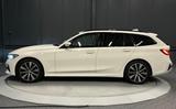 BMW 320d tour. xDrive Sport Line*PANORAMA*LiveCock* - BMW 320: Xd