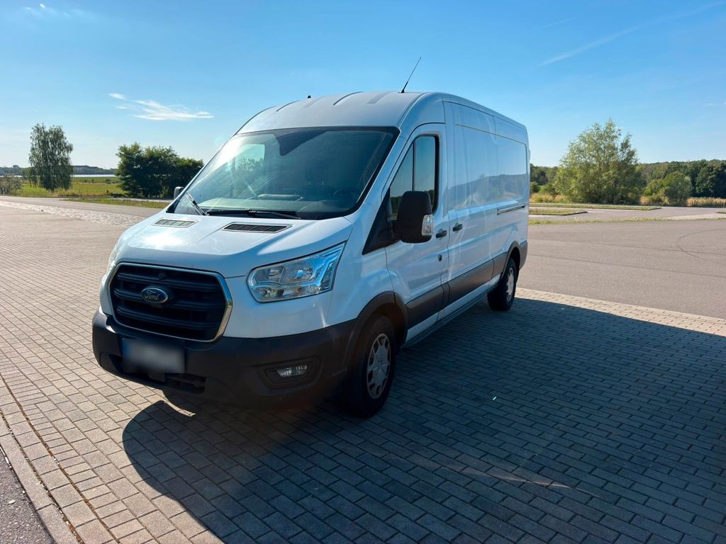 Image of Ford Transit
