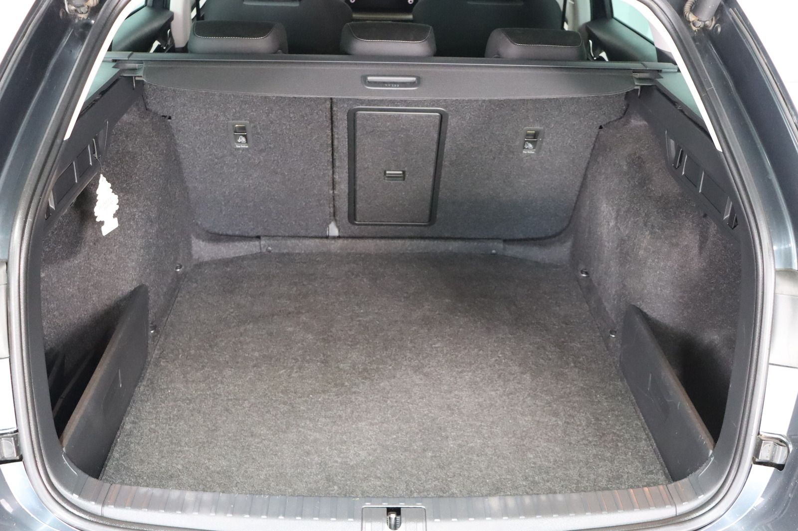 Fahrzeugabbildung SKODA Octavia Combi 1.5 TSI * RFK * LED * Keyless
