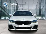 BMW 540d xDrive Touring M Sportpaket Head-Up HiFi - BMW 540 in Düsseldorf