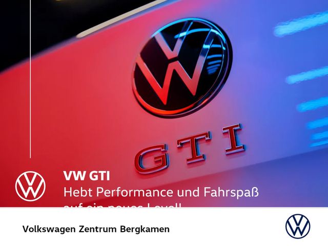 Volkswagen Golf VIII 2.0 GTI CLUBSPORT PANO CAM ACC LM19