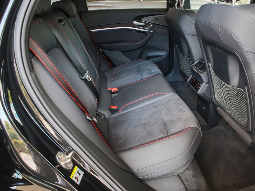 Audi Q8 e-tron 50 qu. 2x S line AHK Pano Matrix 360° foto 7