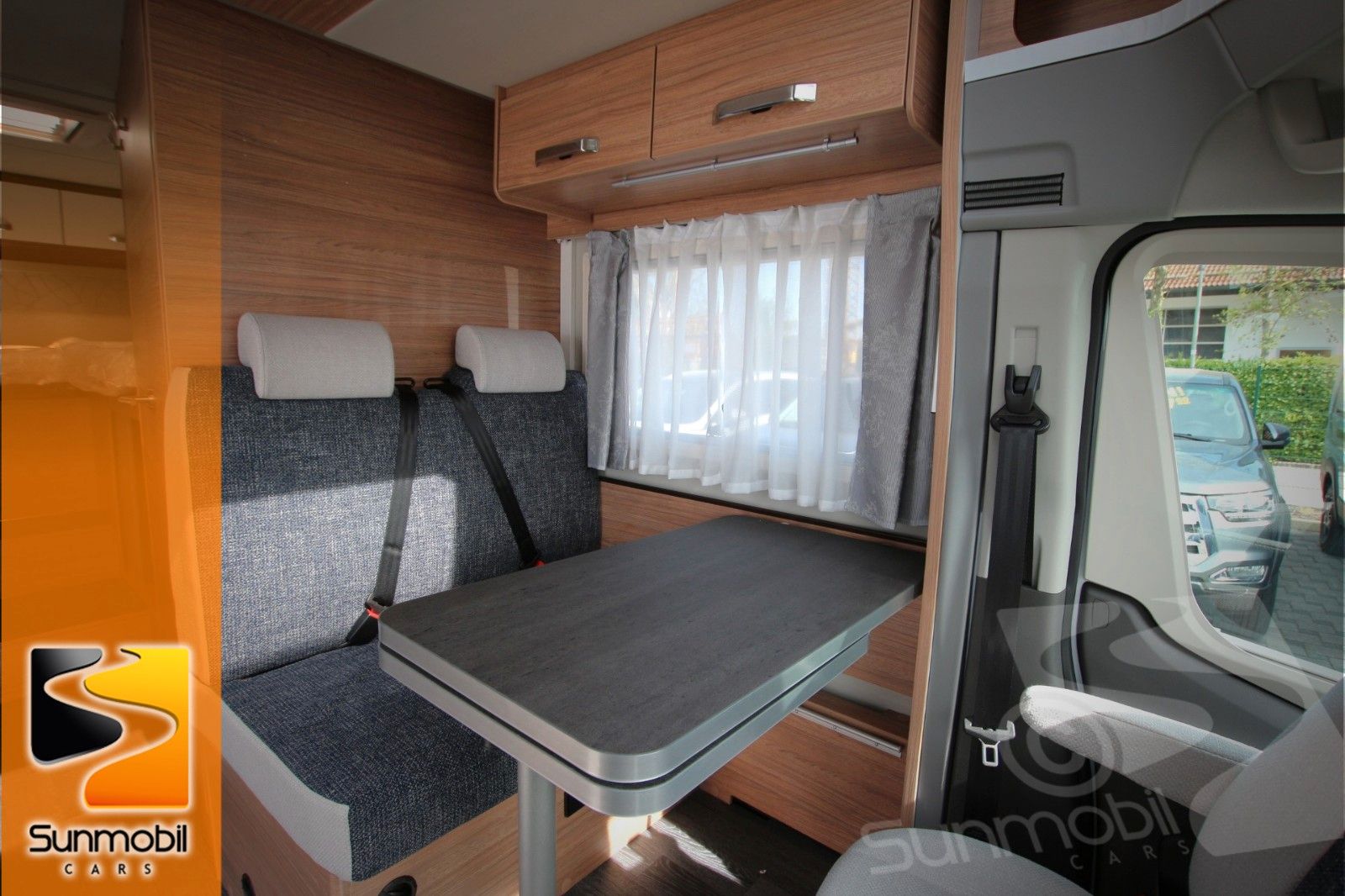 Fahrzeugabbildung Weinsberg CaraSuite 650 MEG Ford Markise Lithium Akku