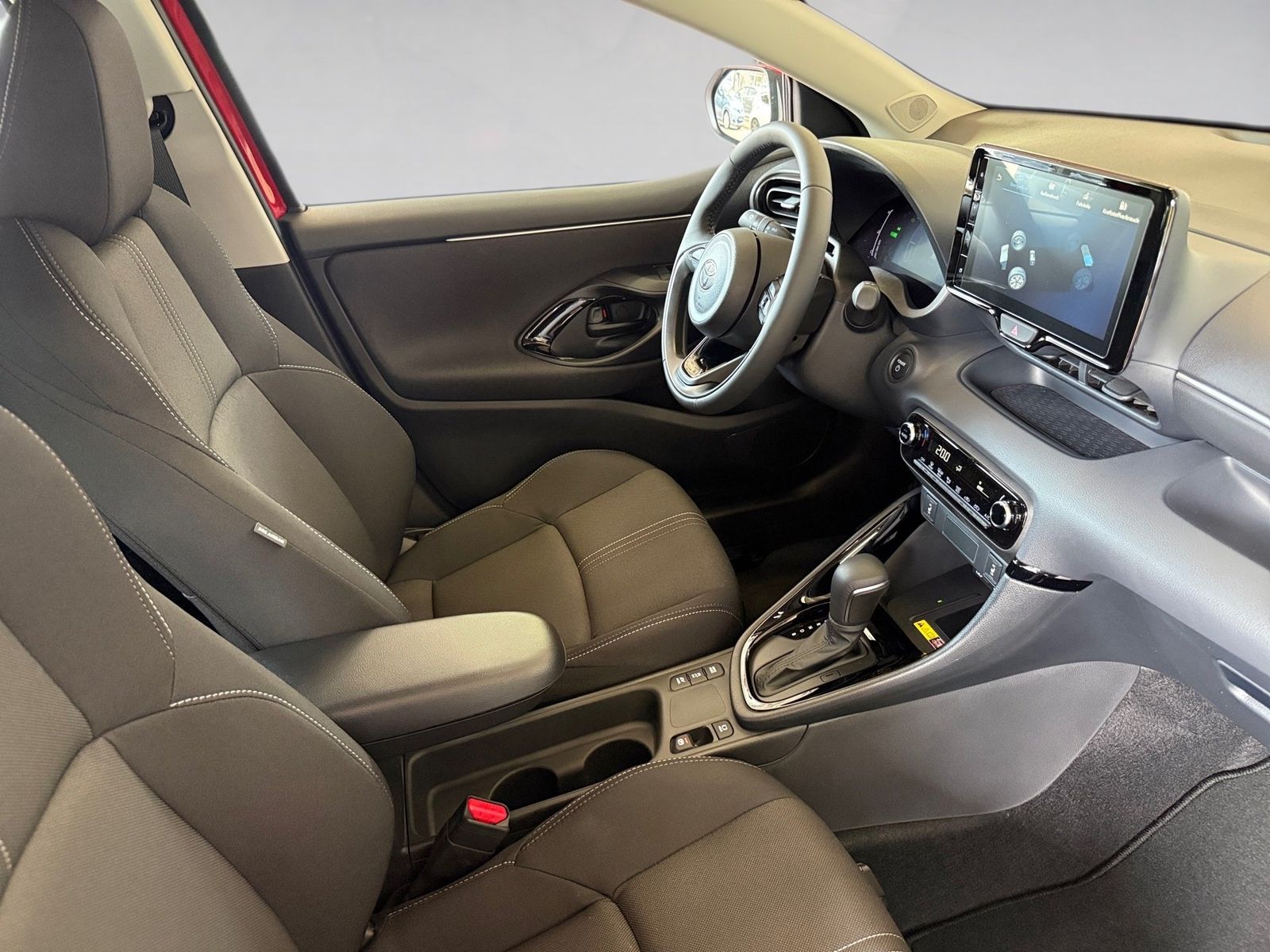 Fahrzeugabbildung Toyota Yaris 1.5 Hybrid Teamplayer Kamera,LED,ACC,PDC
