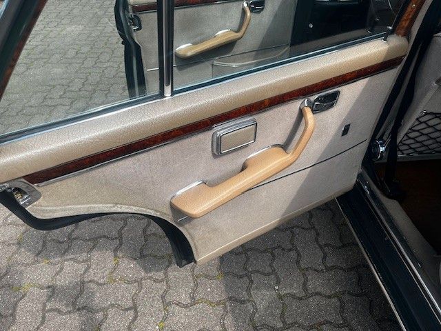 Mercedes-Benz 300 SEL 3,5