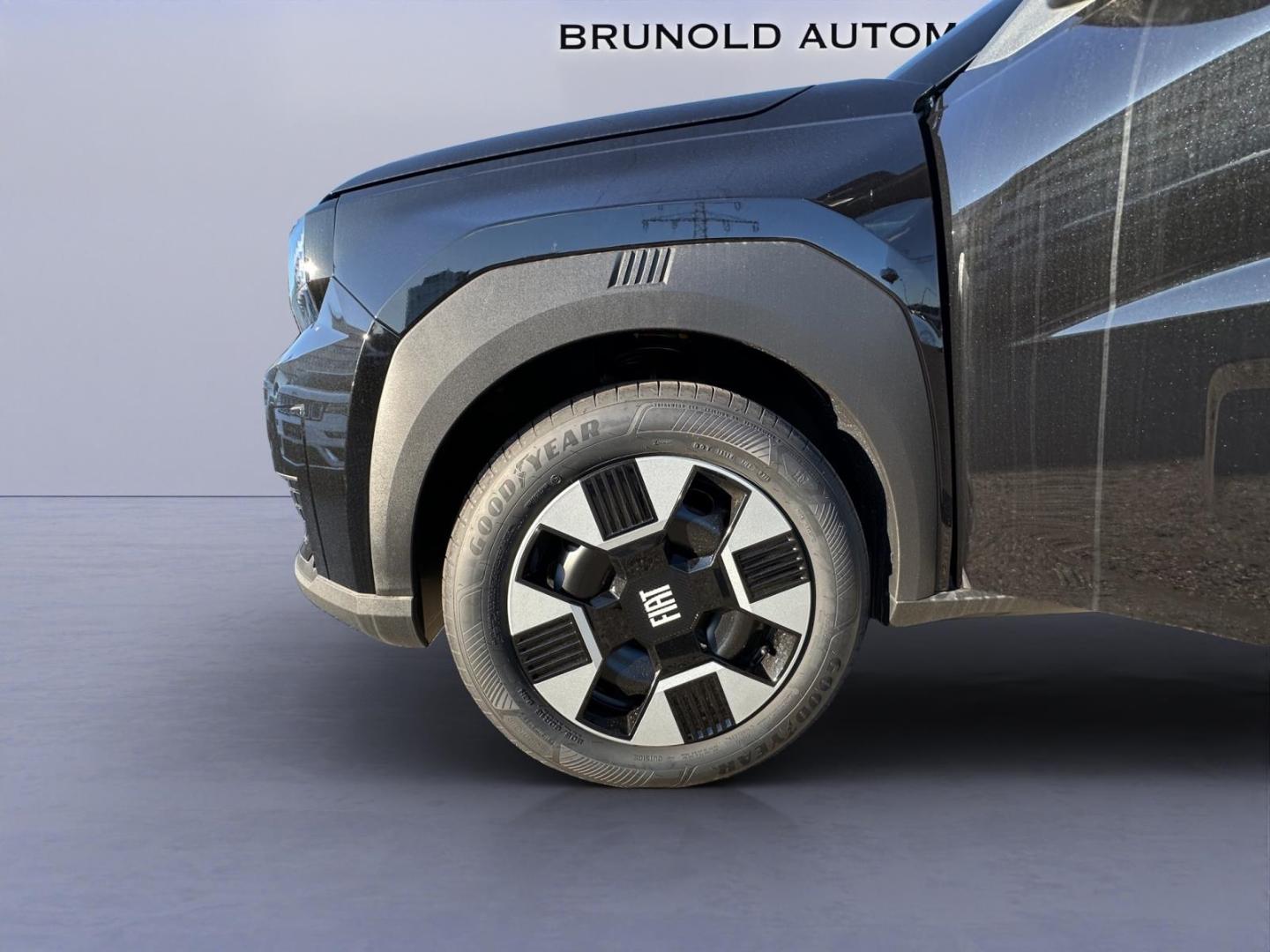 Fiat Grande Panda 1.2 Hybrid 74 kW Business Edition N
