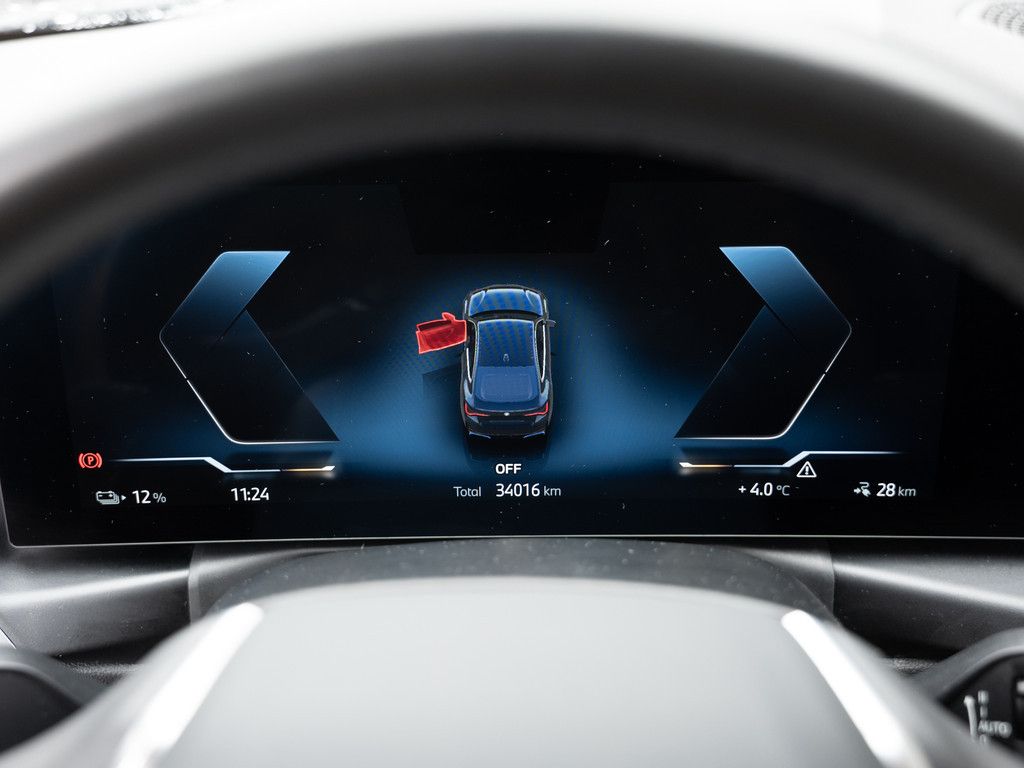 BMW i4 - Bild 17