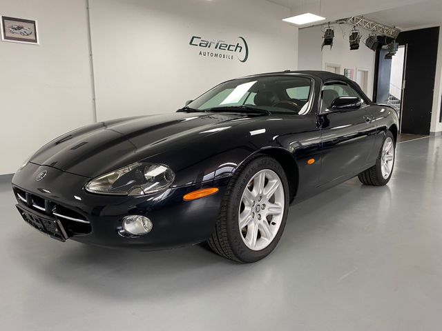 Jaguar XK8 Cabrio VERDECK NEU/XENON/NAVI/Deutsch