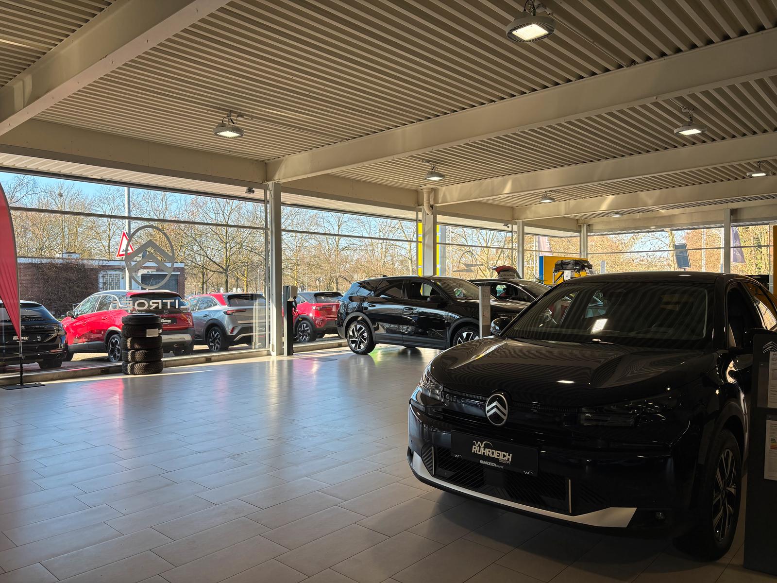 showroom-image-main
