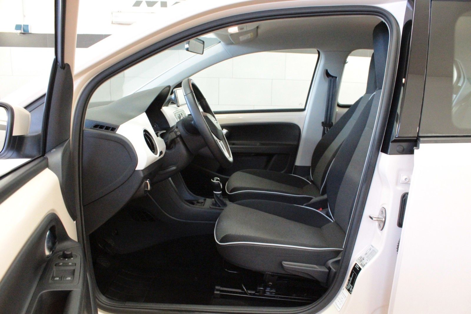 Fahrzeugabbildung SEAT Mii 1.0 Chic   5 türig  *Sitzheizung