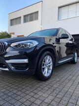 BMW X3 xDrive20i Luxury Line AT Luxury Line - BMW X3: Luxury Line