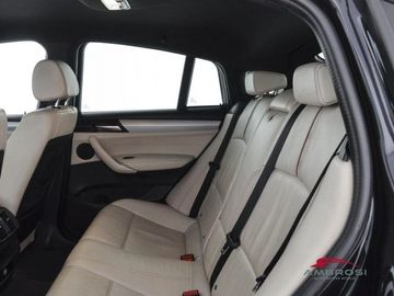 BMW X4 - 10
