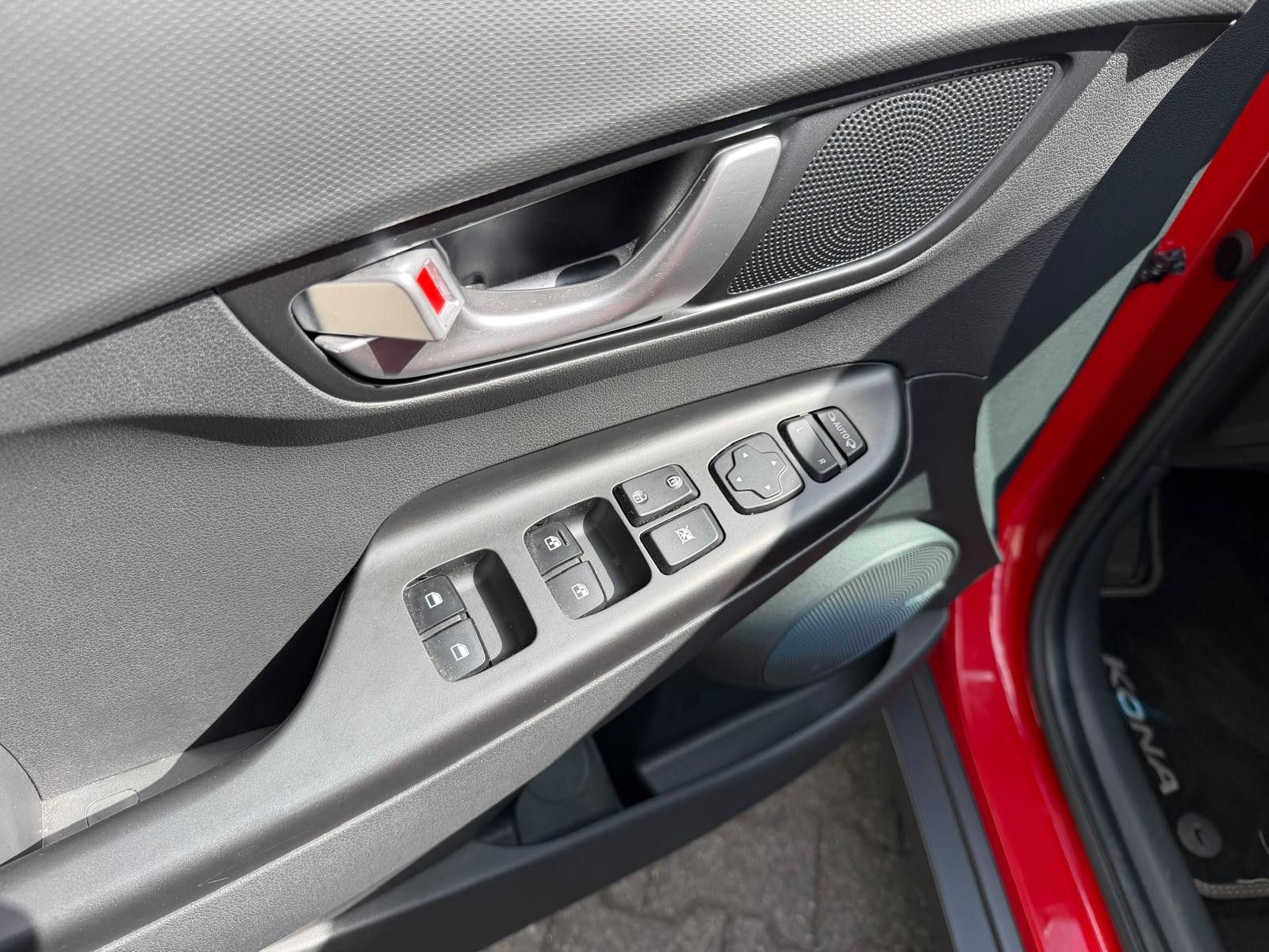 Fahrzeugabbildung Hyundai Kona Elektro Prime NAVI+LED+SHZ+HEAD+KAM+ACC+AHK
