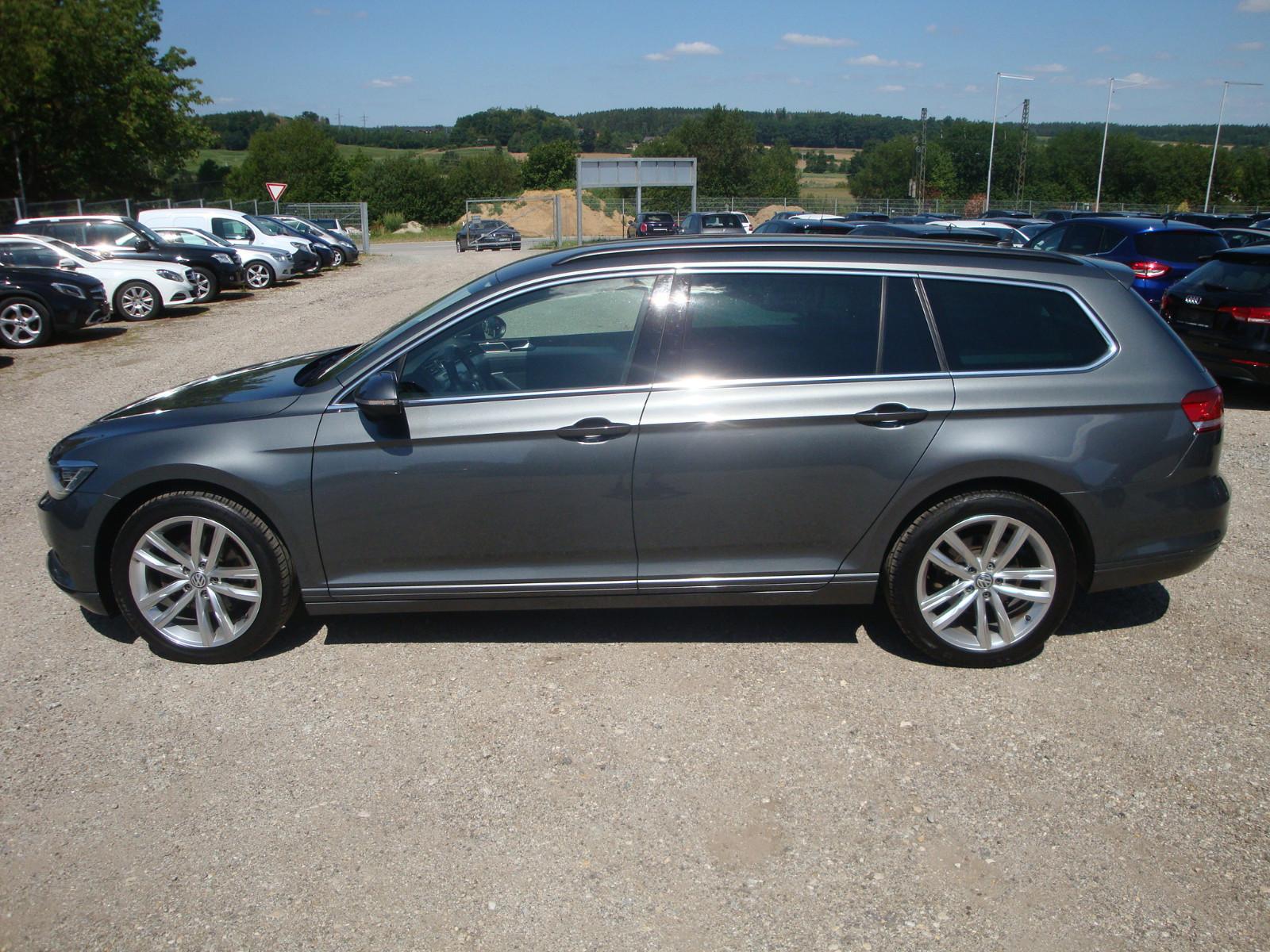 Volkswagen Passat Variant Comfortline *DAB/Navi/AHK/Kamera*