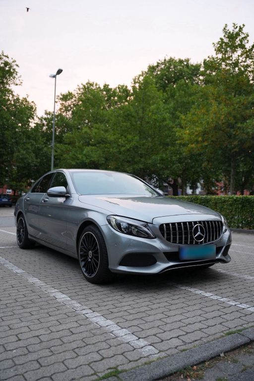 Image of Mercedes-Benz C 200