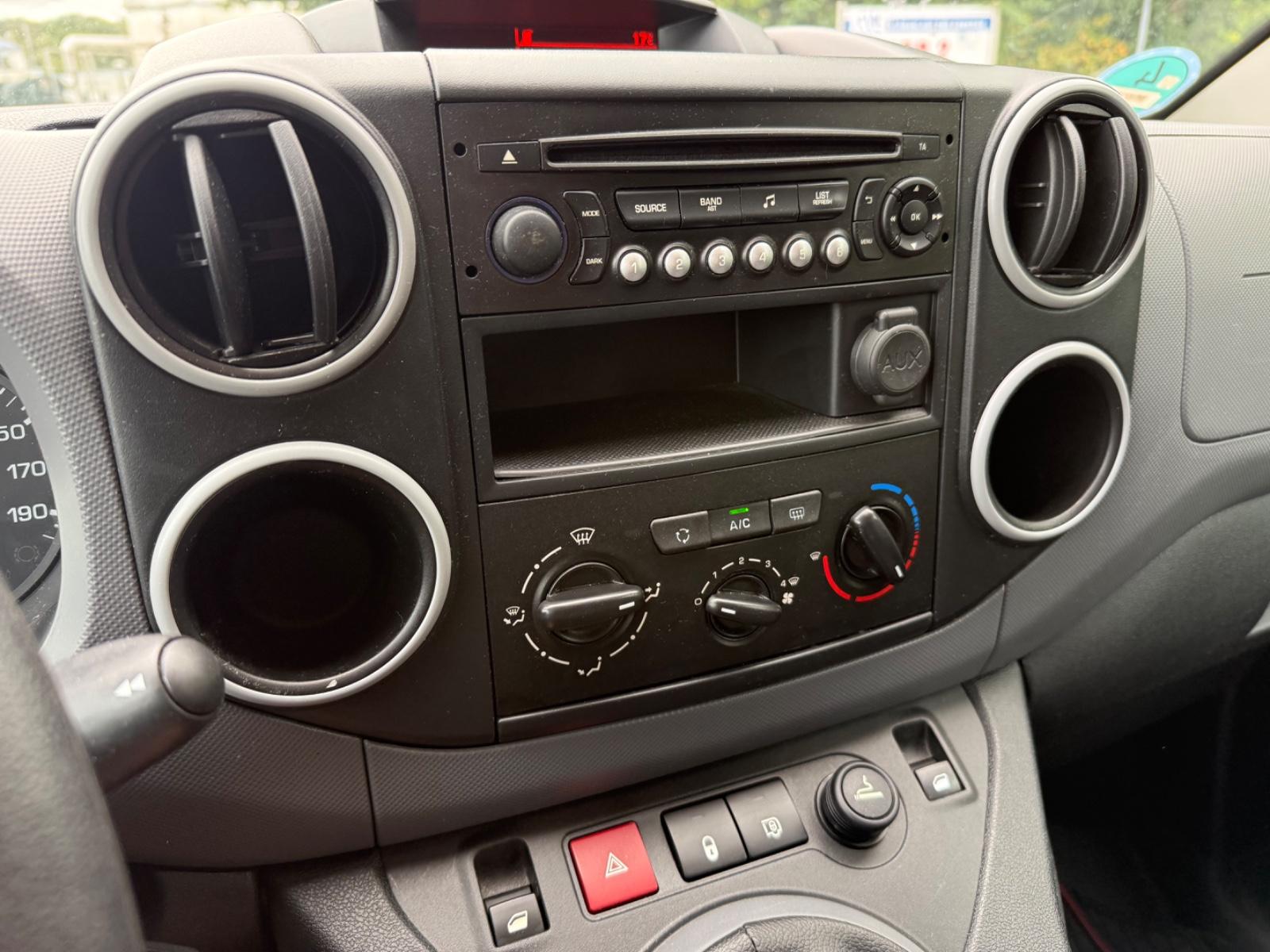 Citroën Berlingo Kastenwagen 3 Sitzer Klima Einparkhilfe