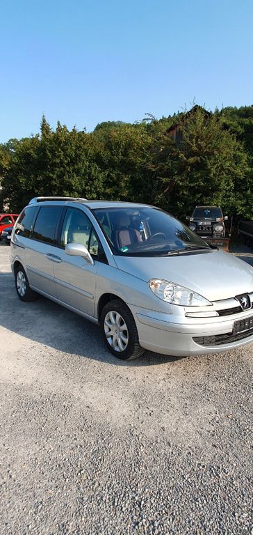 Peugeot 807
