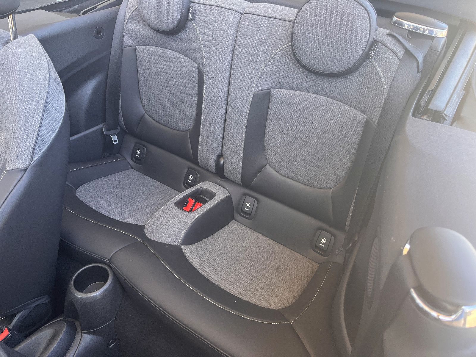 Fahrzeugabbildung MINI One Cabrio