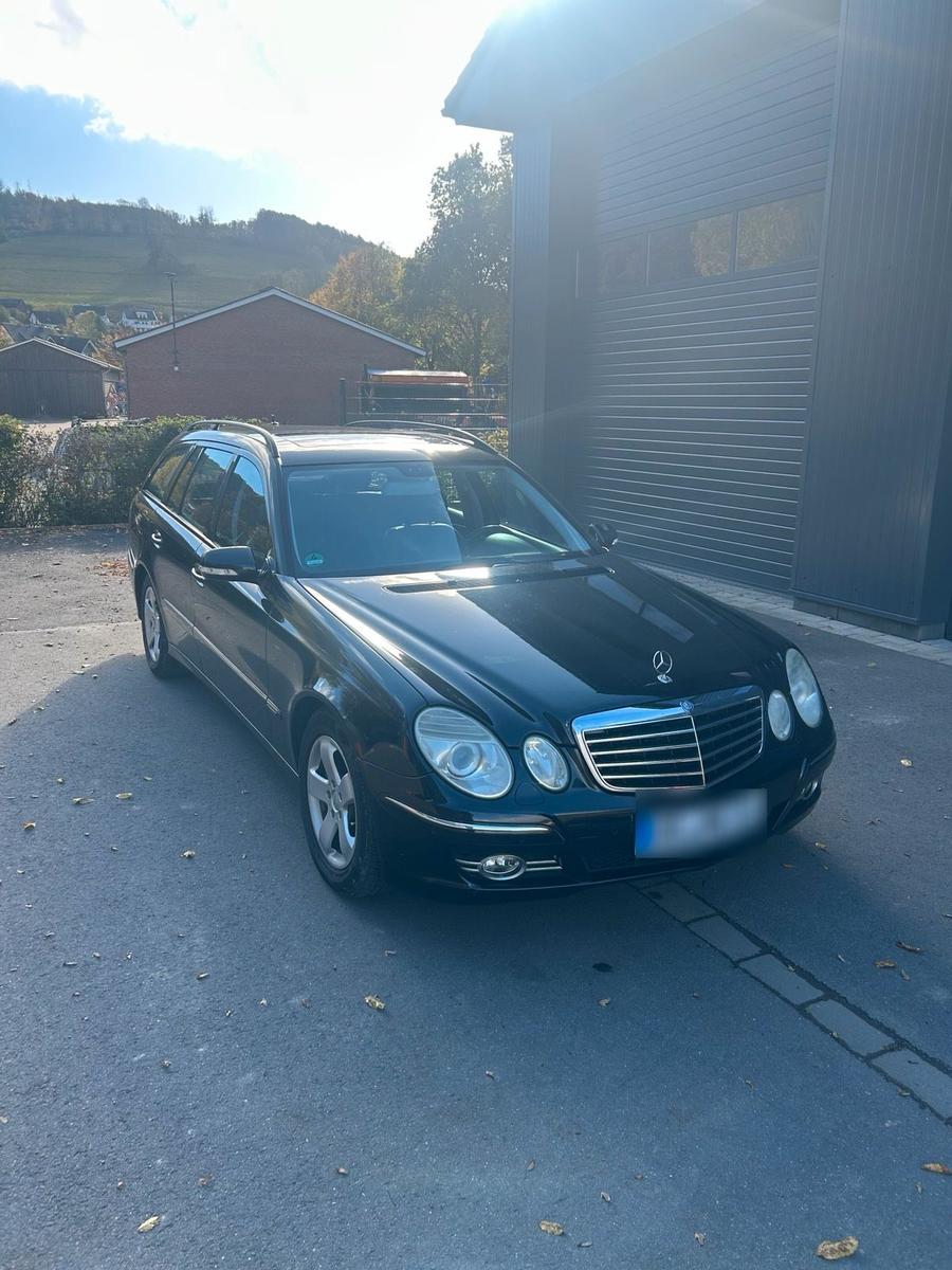 Mercedes-Benz E 280