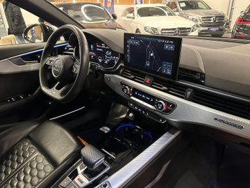 Audi RS4 Avant 2.9 TFSI quattro*HUD*Navi*Klima*SHZ*BT