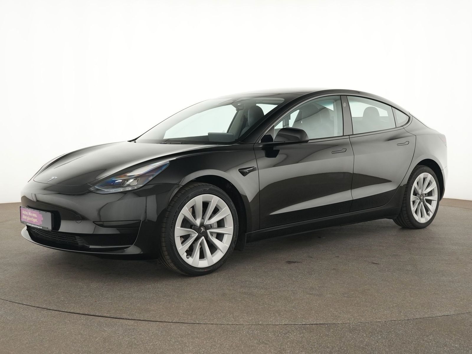 Tesla Model 3 - Bild 2