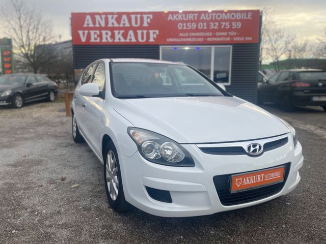 Hyundai i30 1.4 Comfort - TÜV 06.2025 - 2.HAND