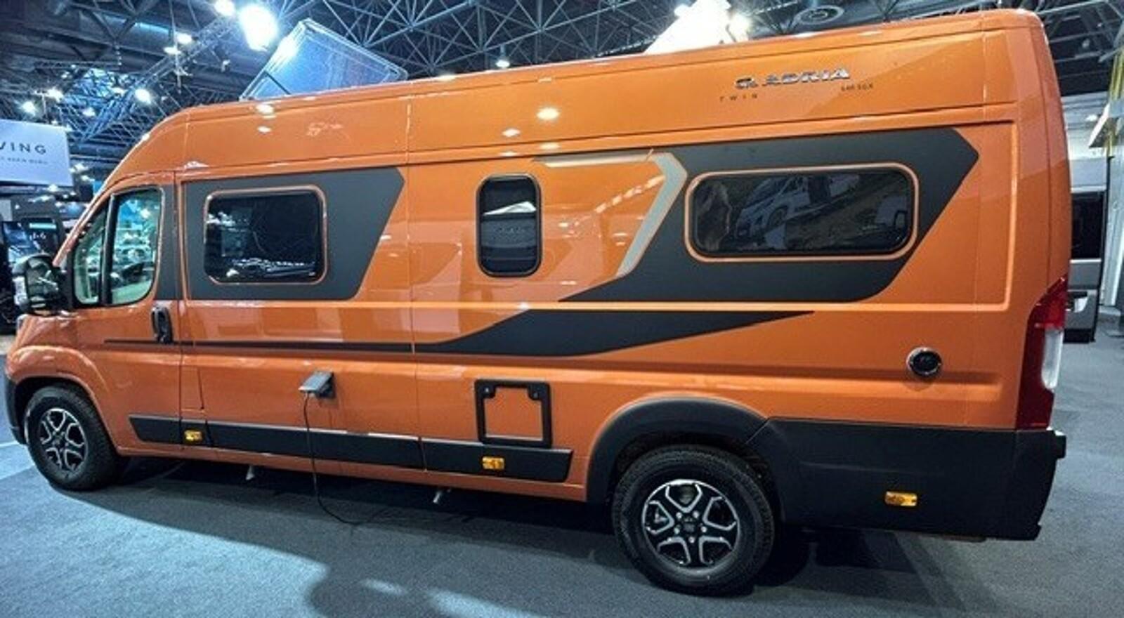 Adria Twin Supreme 640 SGX 