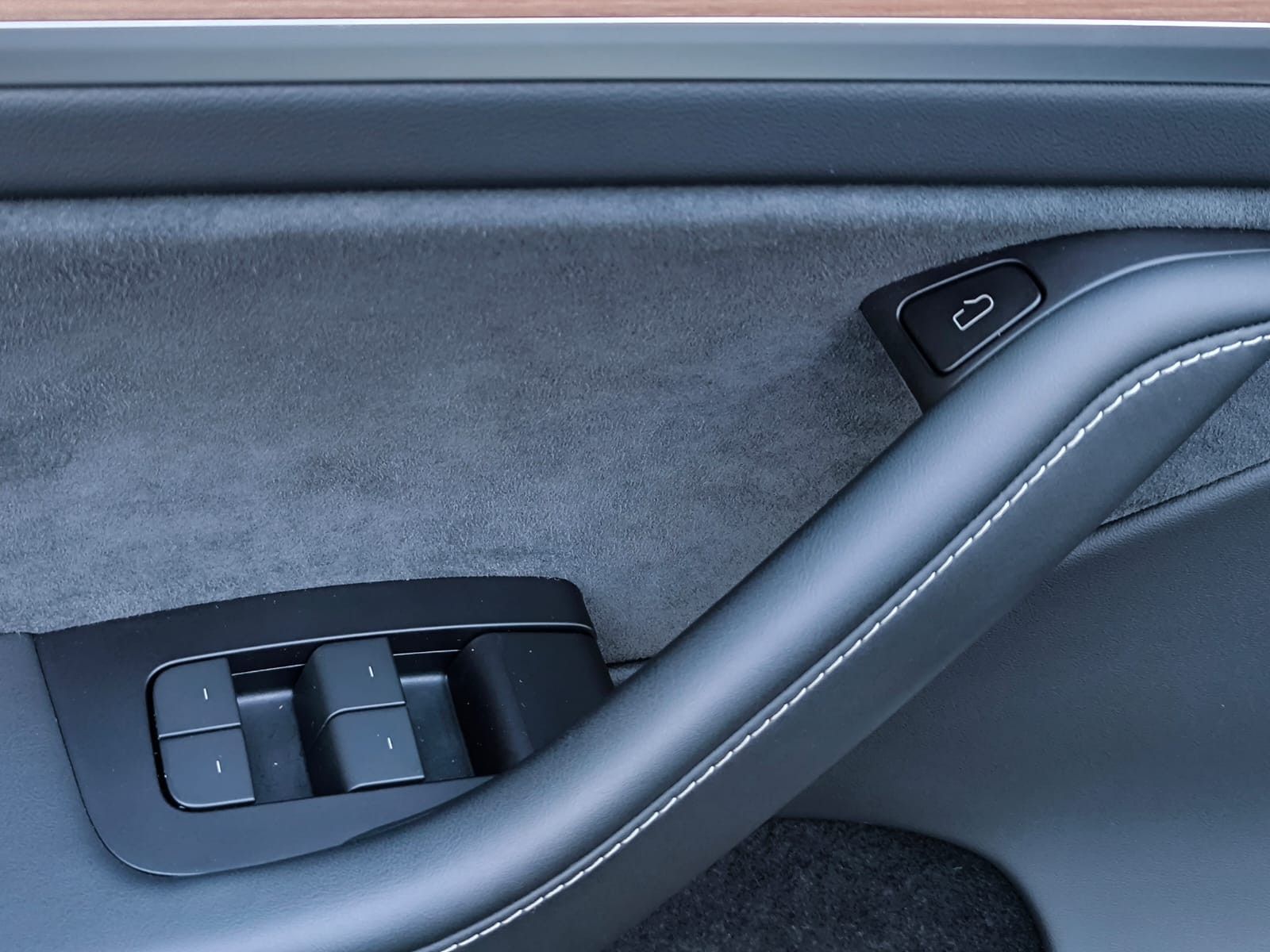 Fahrzeugabbildung Tesla Model Y PERFORM AWD PANO+NAVI+STDHZ+LED+ACC+360+