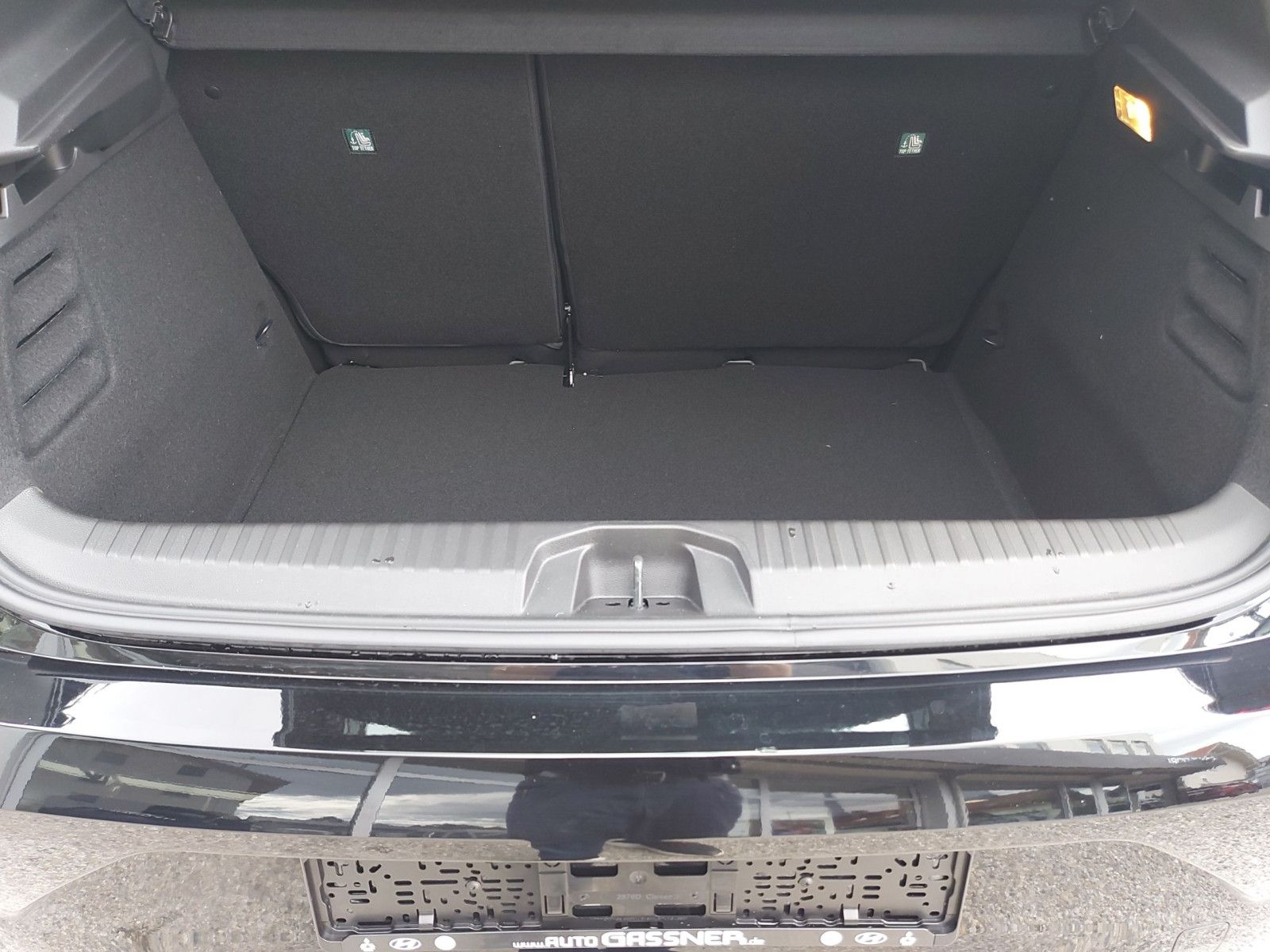 Fahrzeugabbildung Mitsubishi Colt BASIS 1.0 Benziner 5-Gang