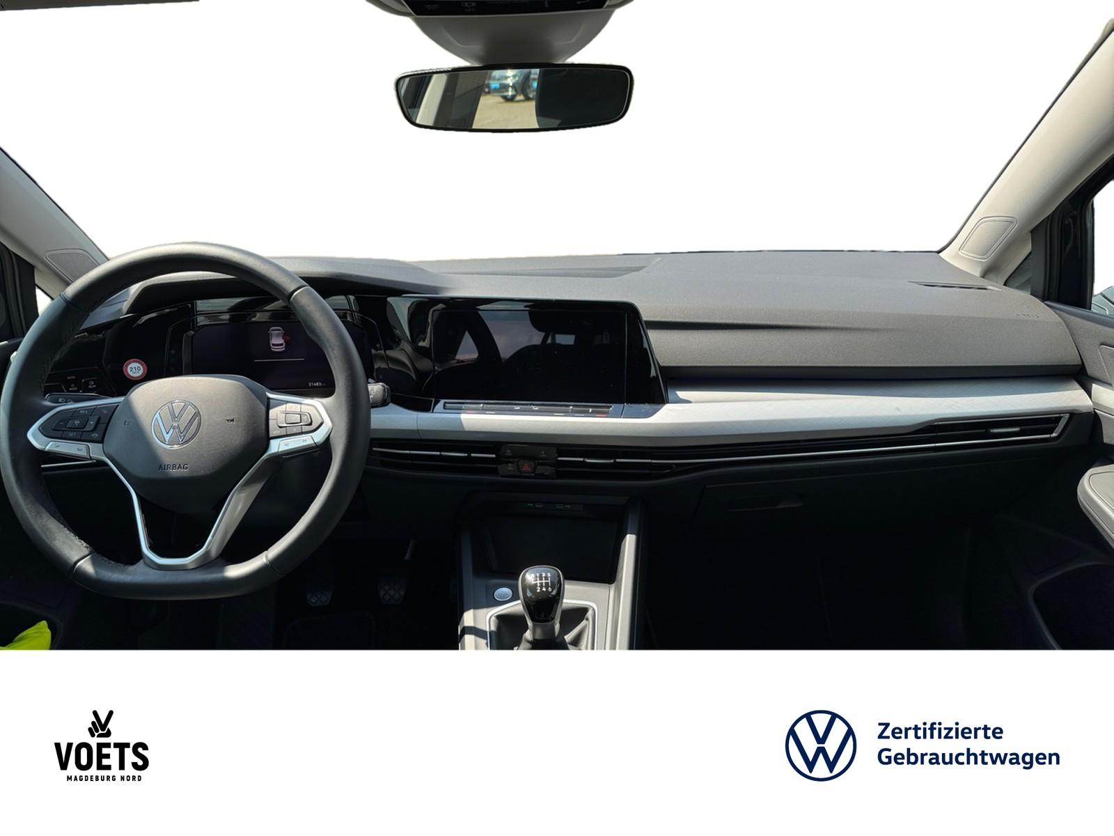 Volkswagen Golf VIII Lim.  1.0  TSI Life LED+NAVI+PDC