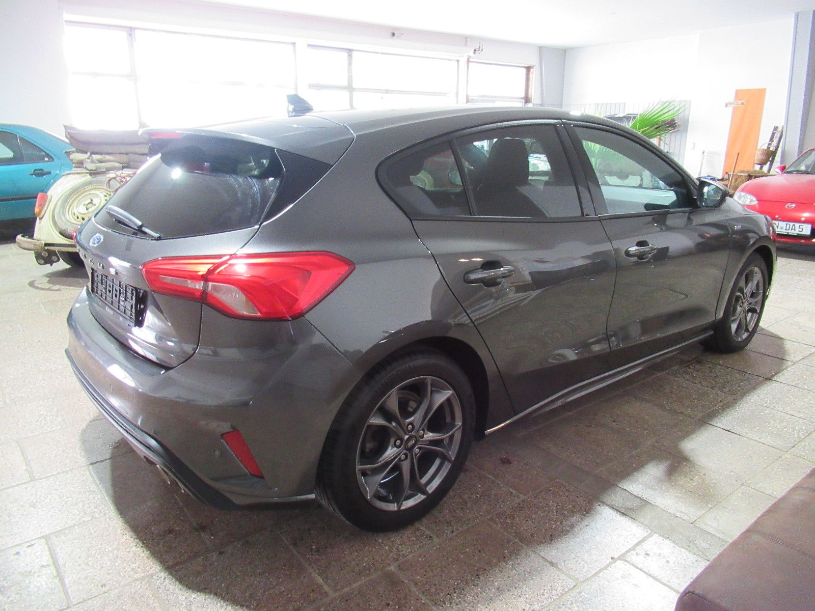 Ford Focus 1,5 EcoBlue ST-Line, LED, PDC, NAV, LRH imagem 3